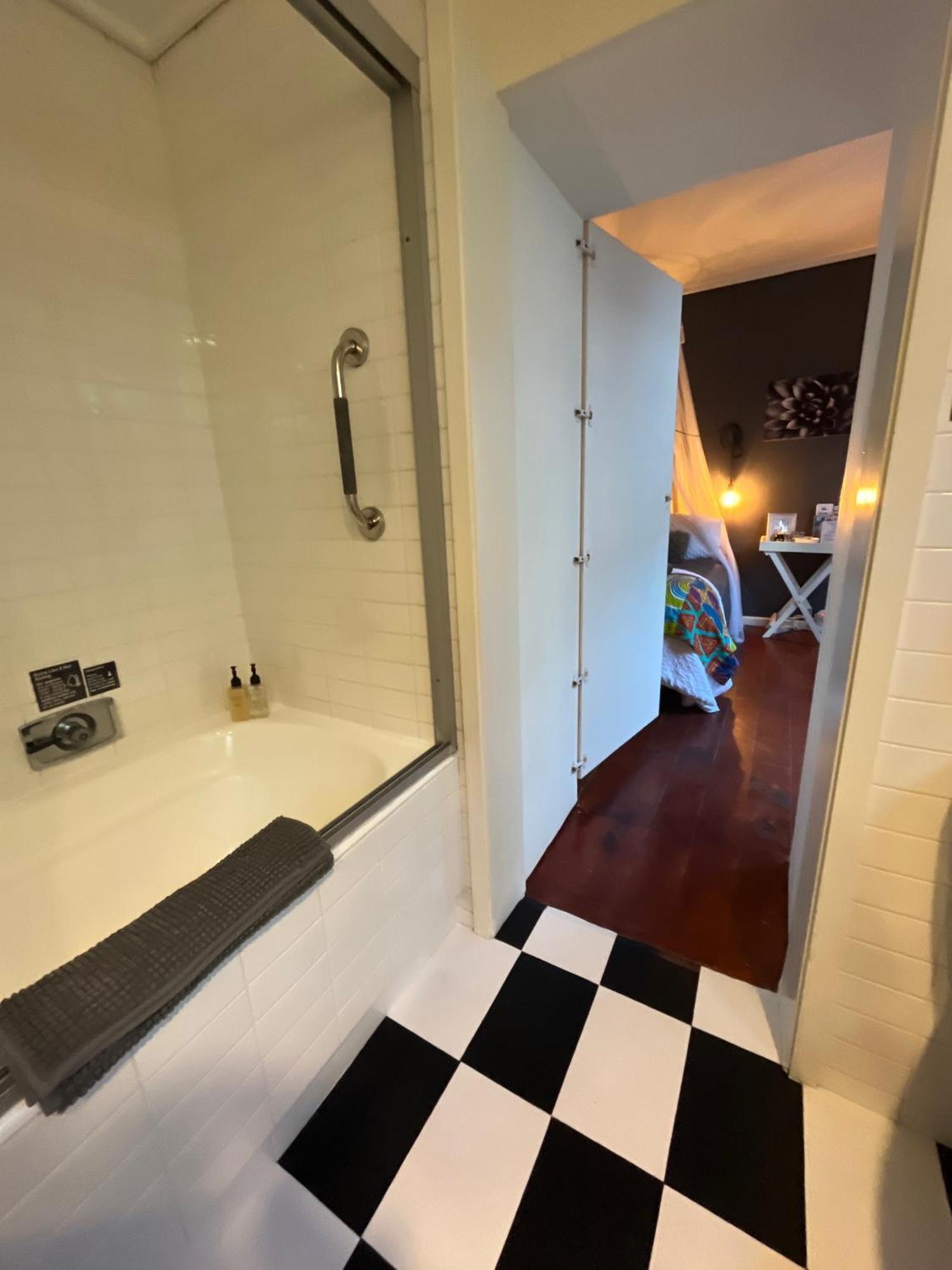 Seaside Getaway @ Swallow House Suite #2 Kapstaden Eksteriør billede
